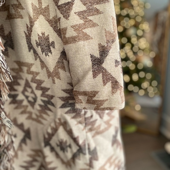 BB Dakota - Women’s Frill Patterned Long Cardigan - Picture 11 of 11